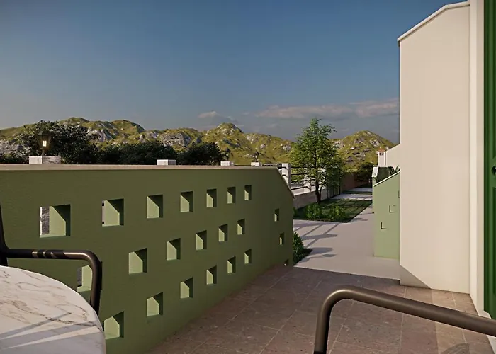 Han Lamprini's Deluxe Limenas (Thasos)