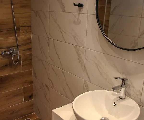 Lamprini's Deluxe Han