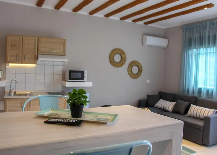 Lamprini's Deluxe Han