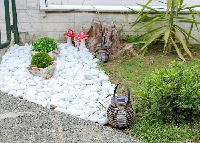 Han Lamprini's Deluxe *