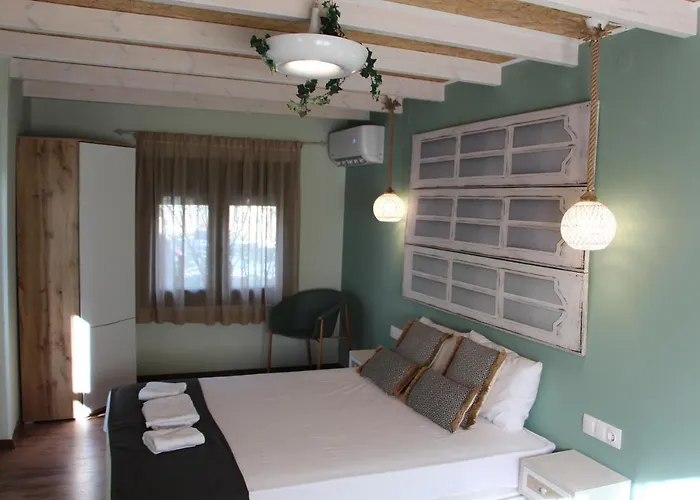 Lamprini's Deluxe Han *