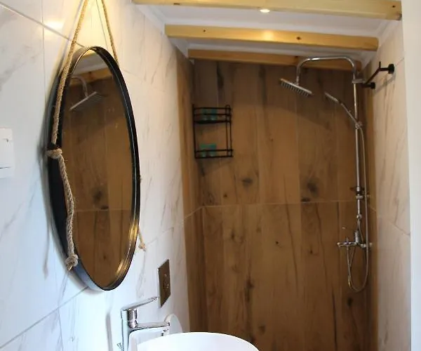 Lamprini's Deluxe Han